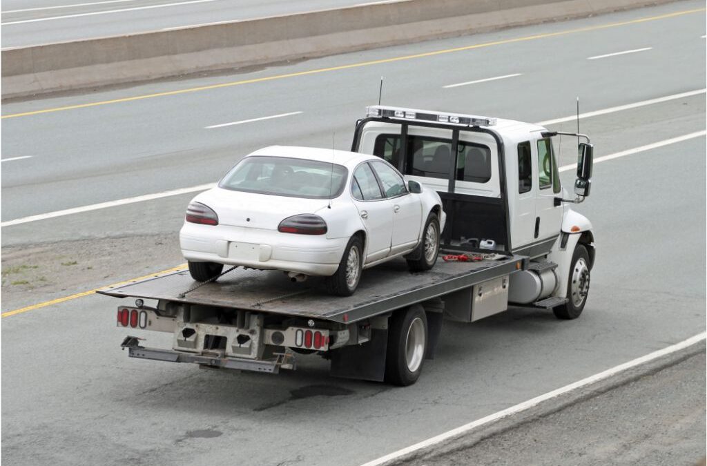 A Closer Look at the Benefits of Hiring a Cheap Towing Truck