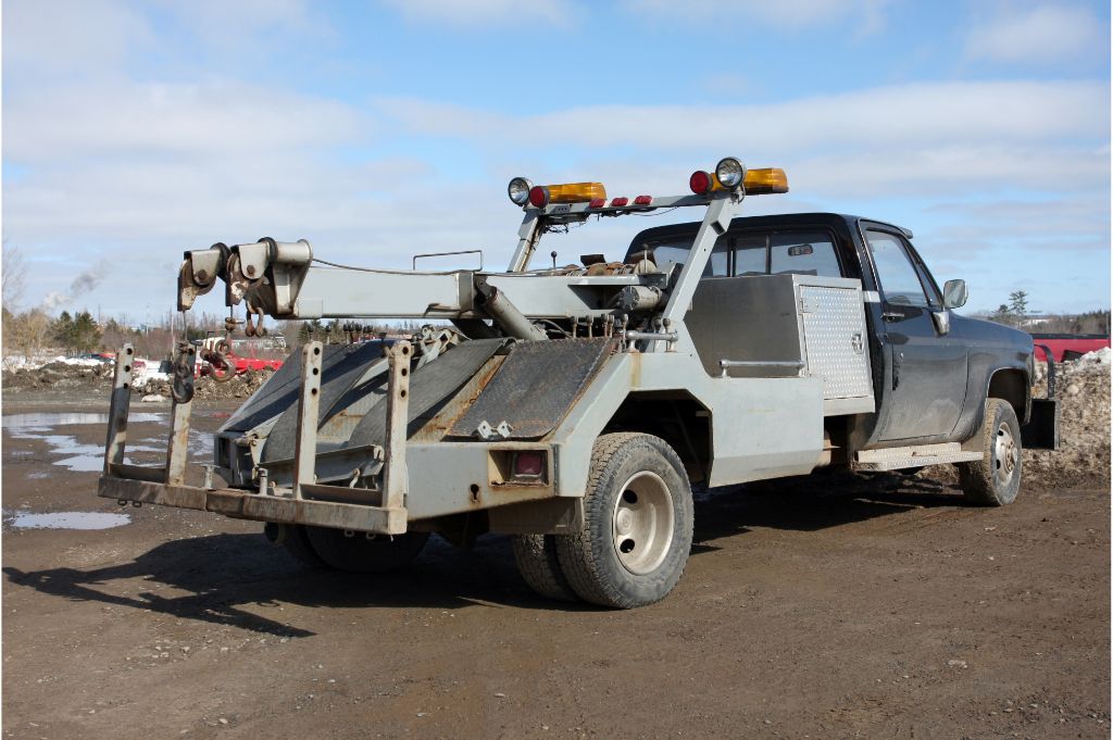 No.1 Best & Reliable Tow Truck Services - G-man Towing