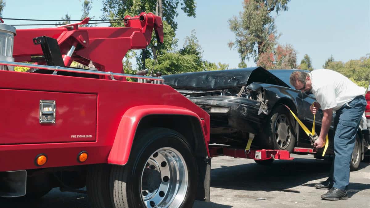 Emergency towing service by G-Man Towing in Grapevine, Flower Mound, Grand Prairie, and Euless